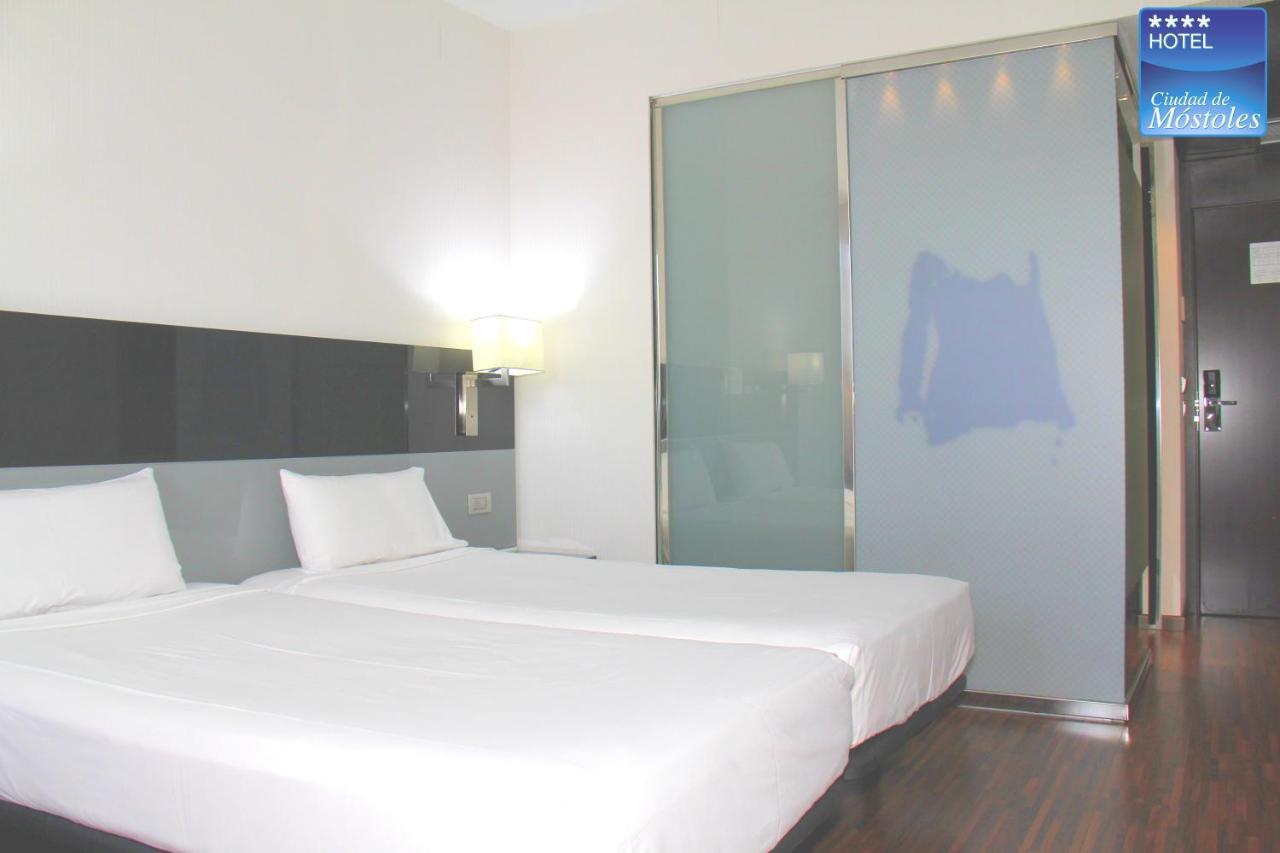 Hotel Ciudad De Mostoles Exterior photo