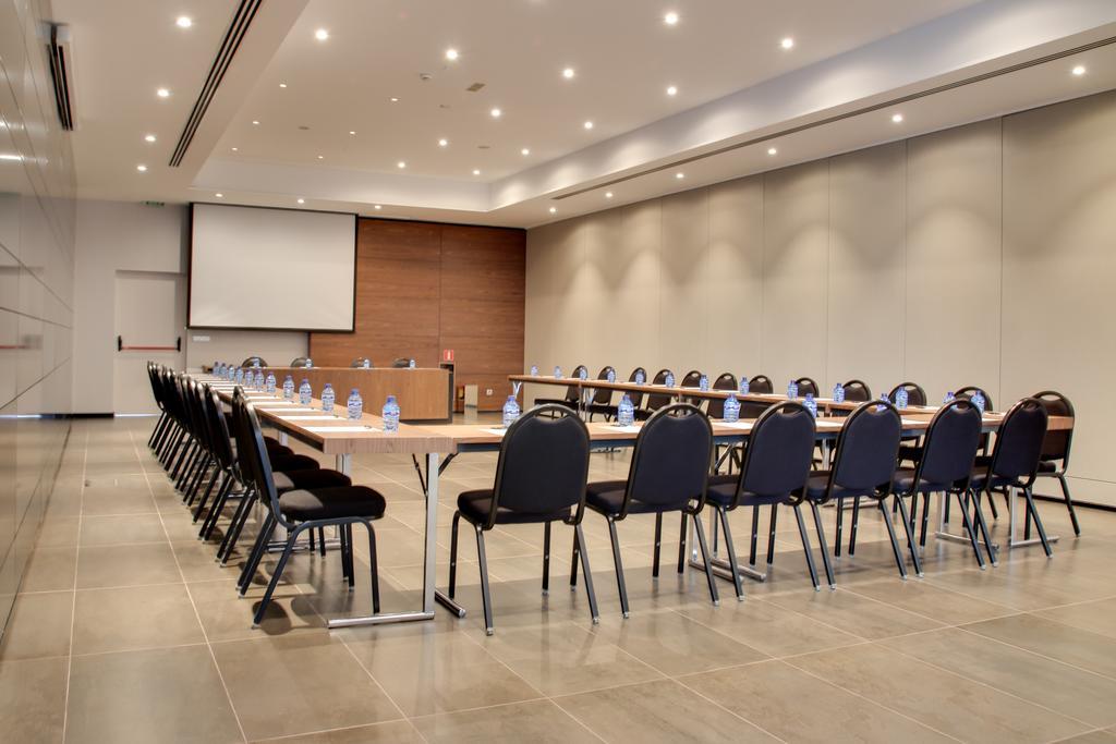 Hotel Ciudad De Mostoles Exterior photo