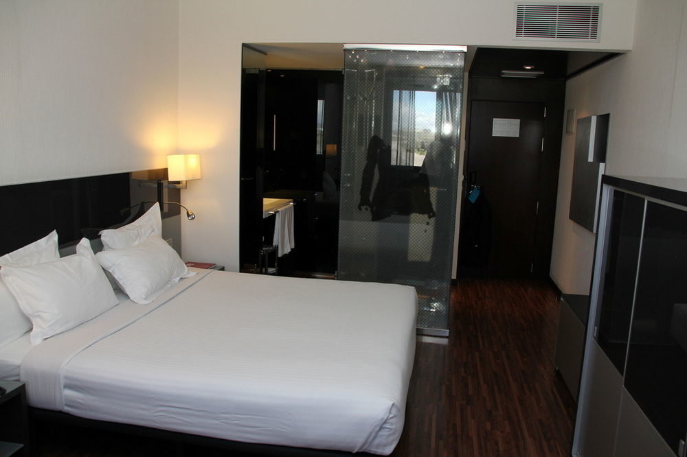 Hotel Ciudad De Mostoles Exterior photo