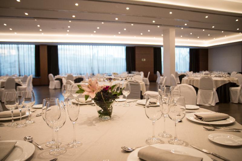 Hotel Ciudad De Mostoles Exterior photo